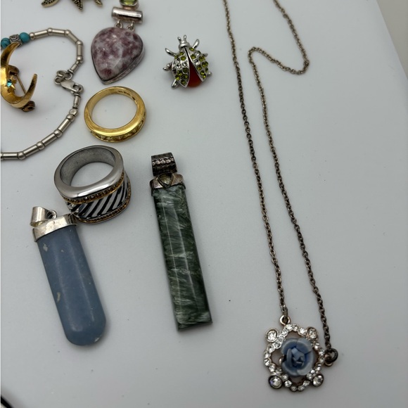 Lot of vintage, newer costume jewelry & real gems; some broken, jewelry making - Picture 7 of 11